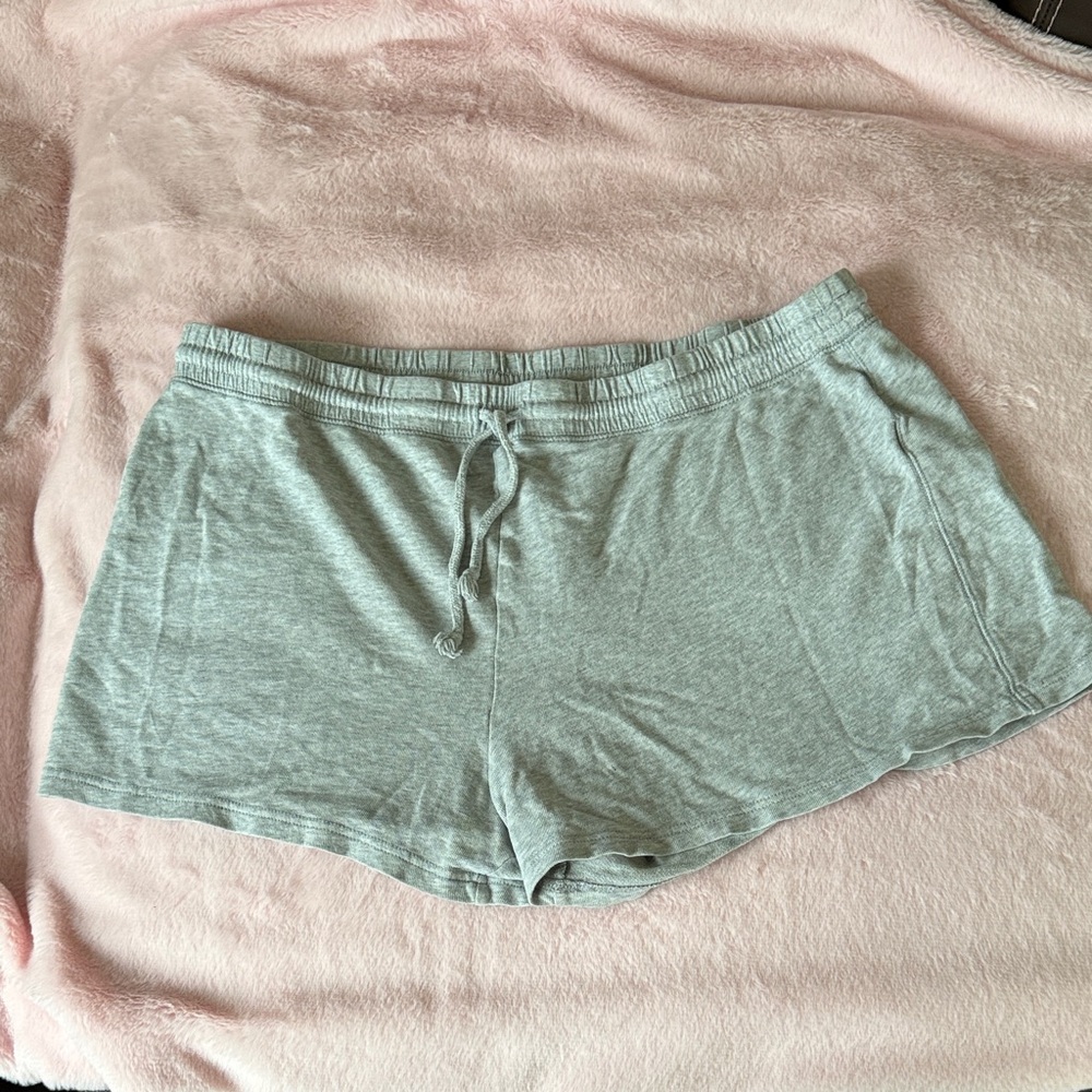 J. Crew Heather Gray Casual Shorts** Bundle 5+ items and name your offer!!! 💖💞
